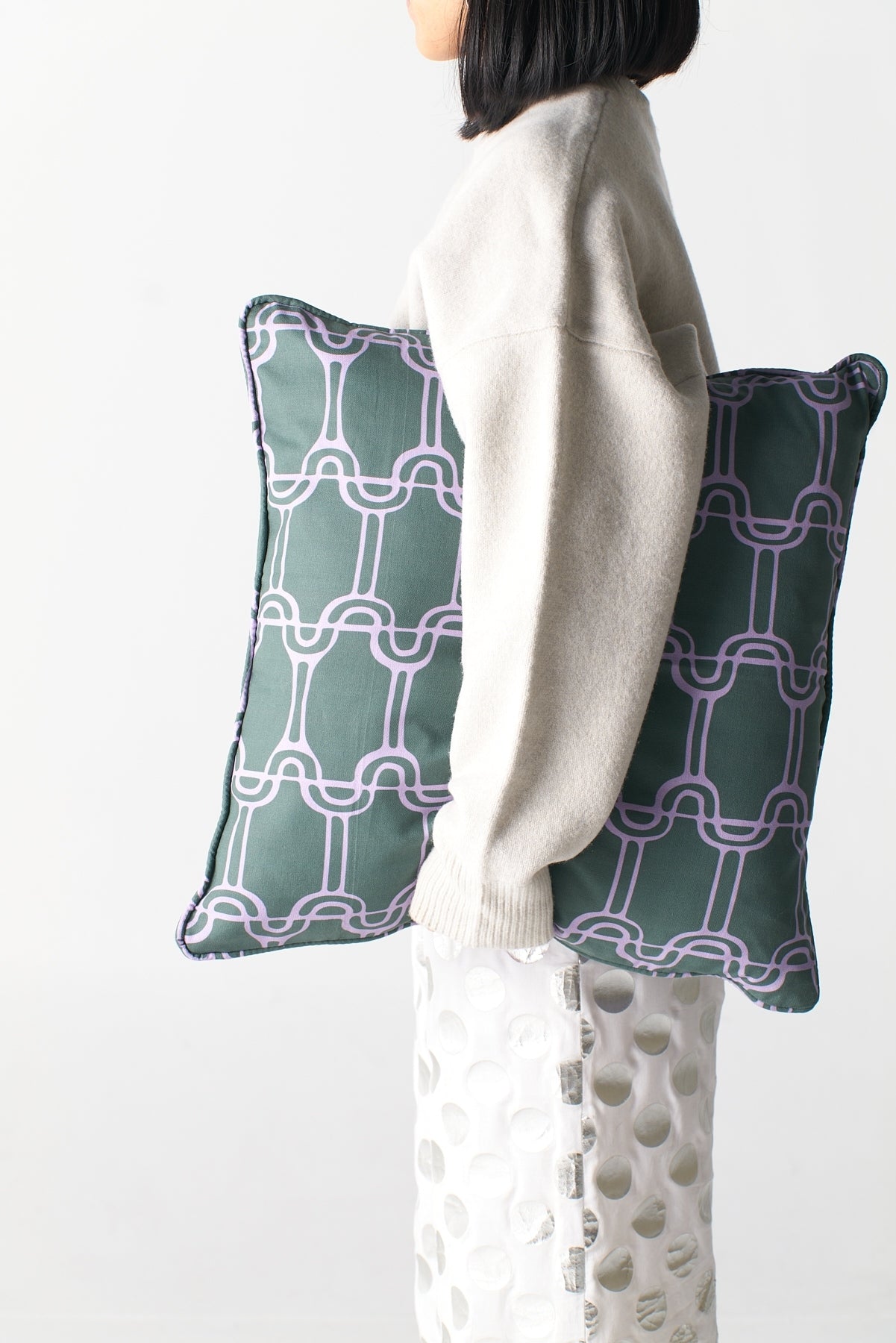 Ropes & Knots Cushion Colour: Dark Green & Purple